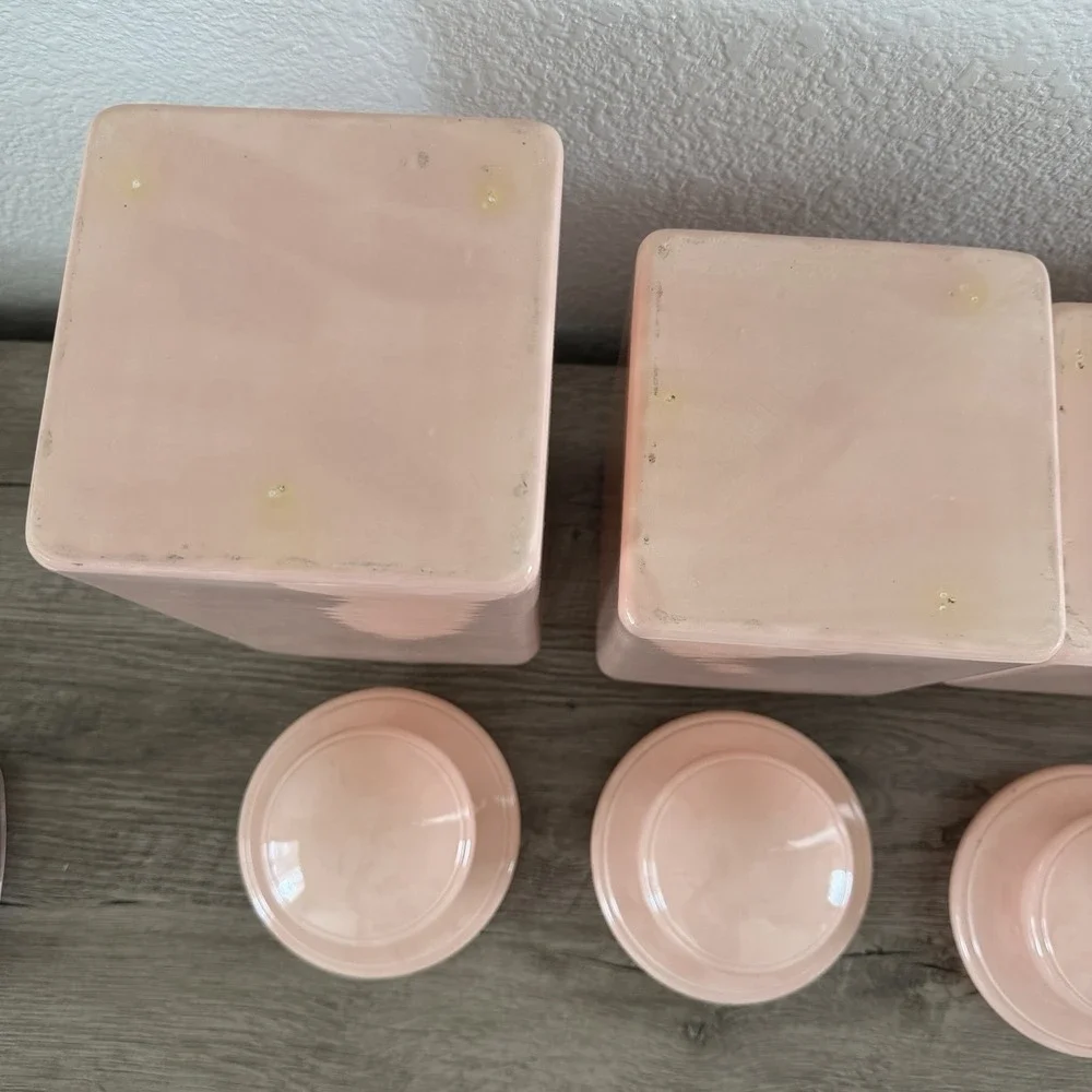Set Of 4 Vintage MCM Salmon Pink Ceramic Glazed Canisters With Lids 80's? 90's?